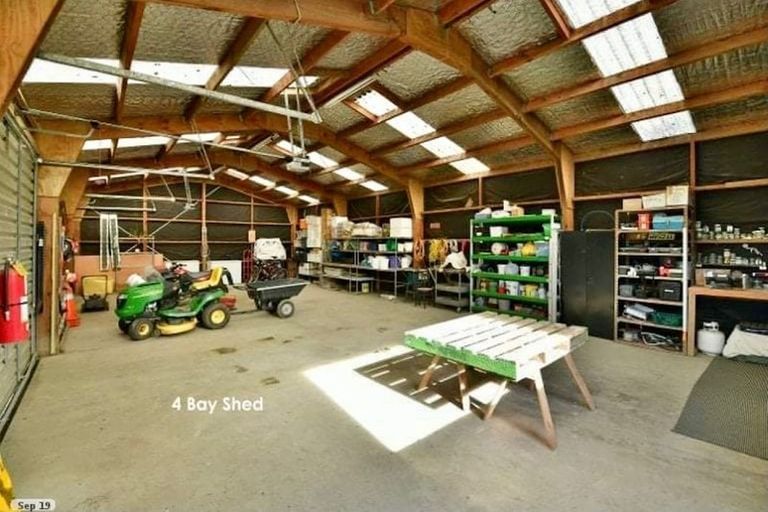 Photo of property in 56 Monowai Road, Wainui, Silverdale, 0994
