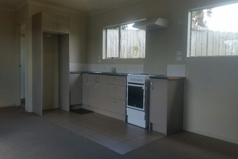 Photo of property in 30 Kellett Road, Ranui, Auckland, 0612