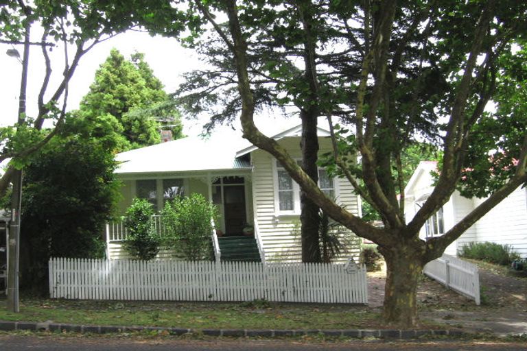 Photo of property in 18 Browning Street, Grey Lynn, Auckland, 1021