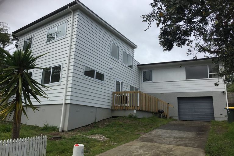 Photo of property in 7 Edgewood Way, Henderson, Auckland, 0612