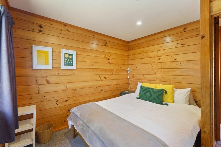 Photo of property in 65 Queens Road, Waikanae Beach, Waikanae, 5036