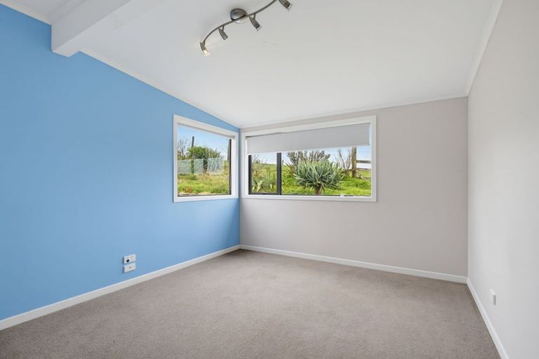 Photo of property in 265 Wilson Road, South Head, Helensville, 0874