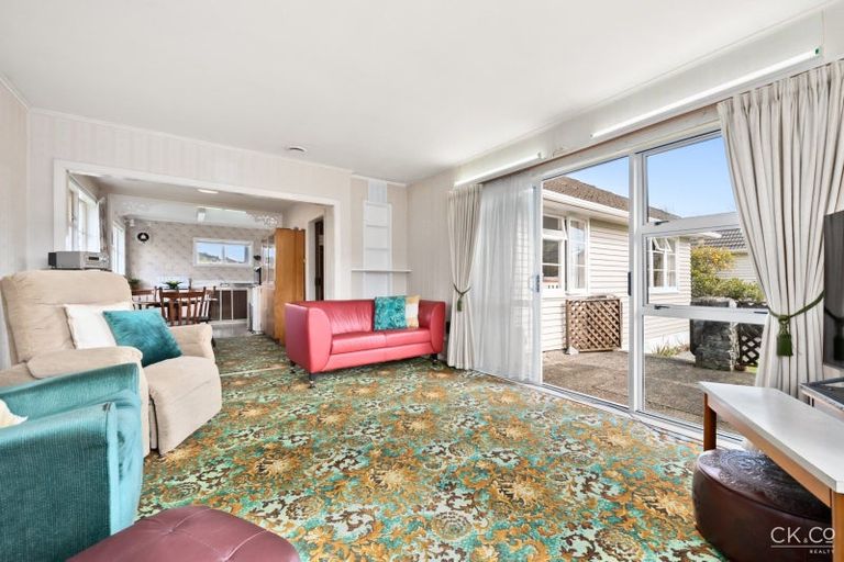 Photo of property in 53 Mcleod Street, Elderslea, Upper Hutt, 5018