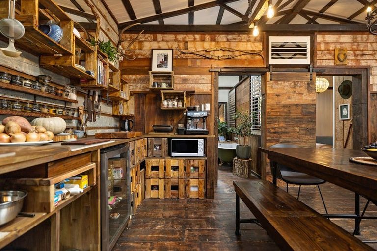 Photo of property in 157 Kent Street, Kingston, Athol, 9793