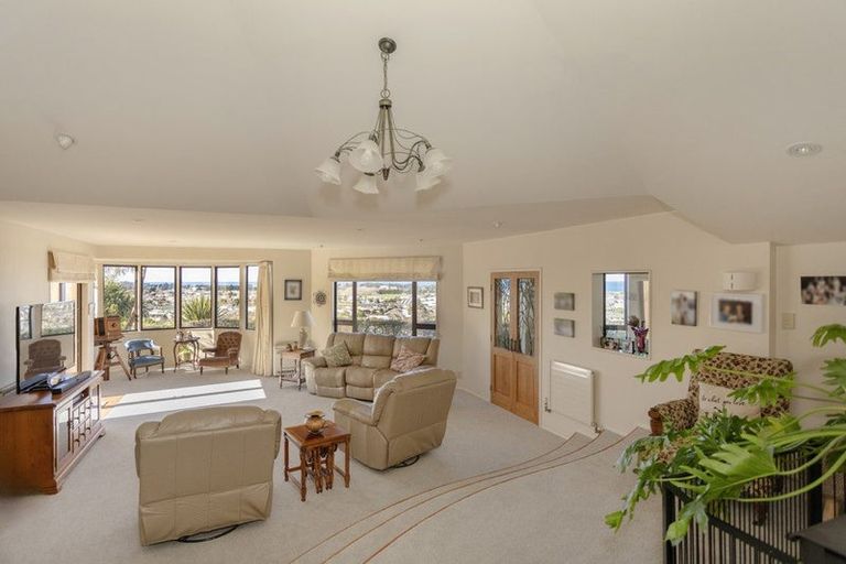 Photo of property in 16 Slade Street, Oamaru North, Oamaru, 9400