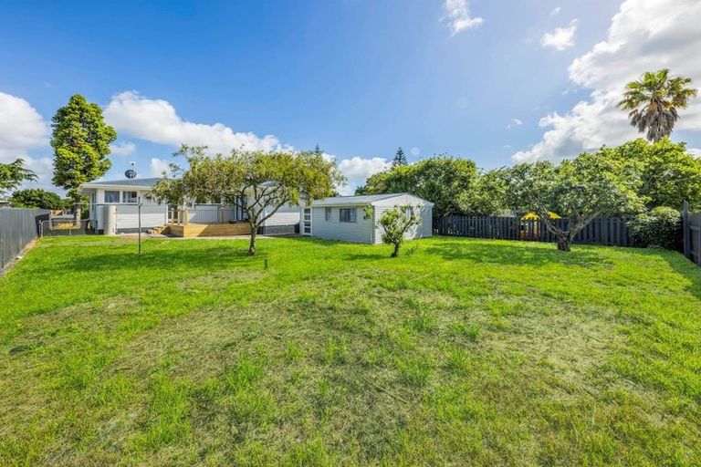 Photo of property in 16 Eastburn Street, Papakura, 2110