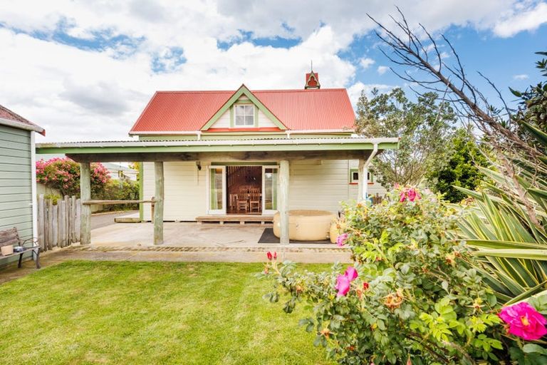 Photo of property in 1503 Kimbolton Road, Cheltenham, Feilding, 4777