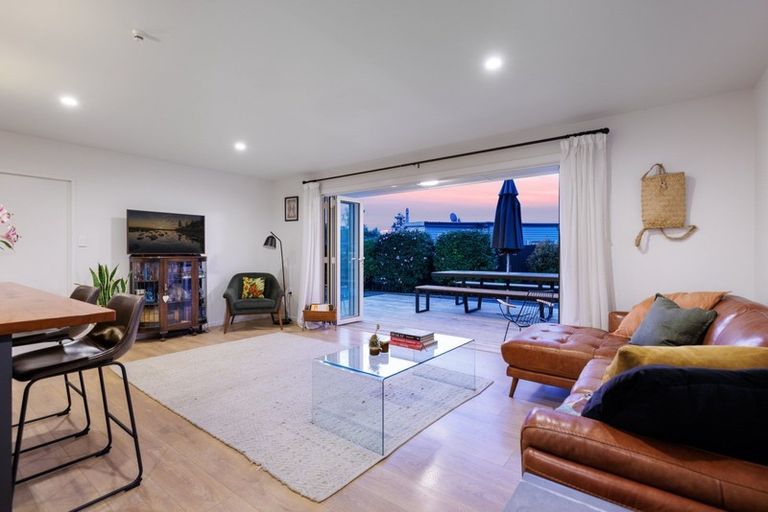 Photo of property in 216 Range Road, Papamoa Beach, Papamoa, 3118