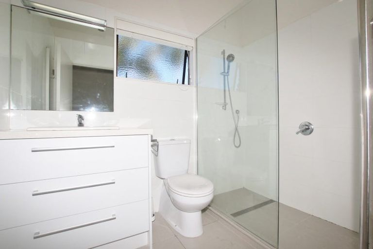 Photo of property in 2/24 Aramoana Avenue, Devonport, Auckland, 0624