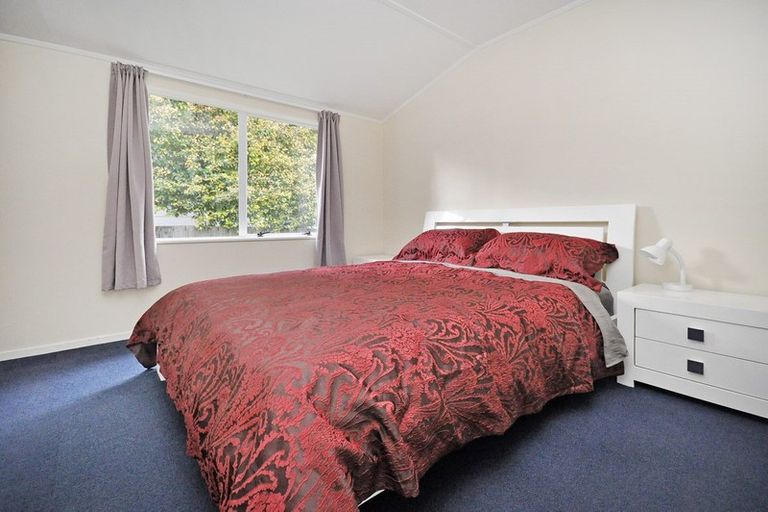 Photo of property in 176 Solar Road, Glen Eden, Auckland, 0602
