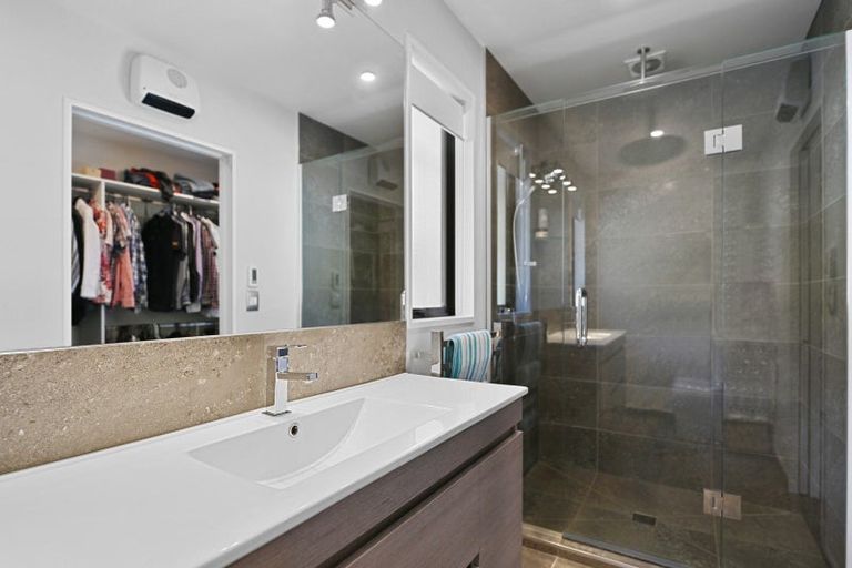 Photo of property in 10 Lucas Lane, Hillsborough, Christchurch, 8022