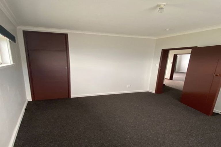 Photo of property in 229 Featherston Street, Palmerston North, 4410