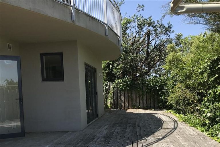 Photo of property in 59b Mana View Road, Paremata, Porirua, 5026