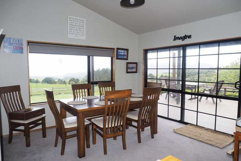 Photo of property in 775 Upper Pitone Road, Pitone, New Plymouth, 4374