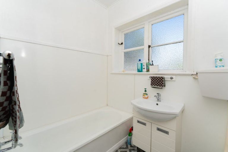 Photo of property in 28 Dornoch Street, Kew, Dunedin, 9012