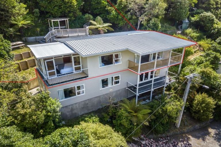 Photo of property in 42b Nikau Street, Eastbourne, Lower Hutt, 5013