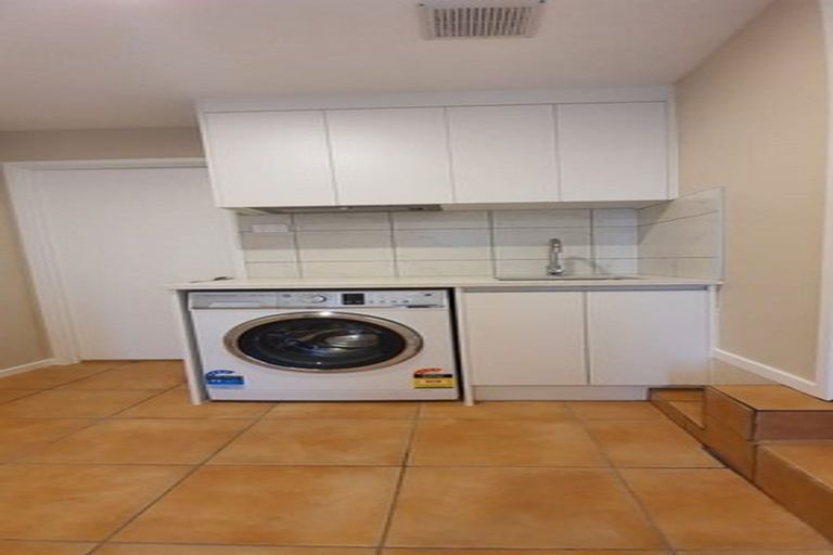 Photo of property in 191 Fisher Parade, Farm Cove, Auckland, 2012