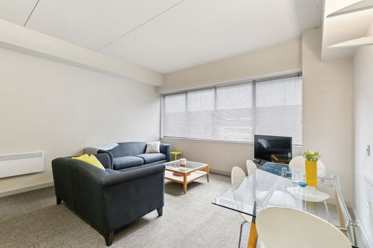 Photo of property in Gerondis Bldg Apartments, 408/60 Willis Street, Wellington Central, Wellington, 6011