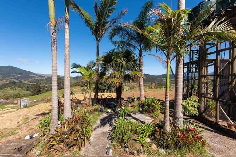 Photo of property in 15 Karuhiruhi Road, Oue, Kaikohe, 0473