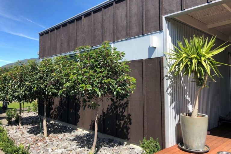 Photo of property in 97 Cashmere Bay Road, Moana, 7875