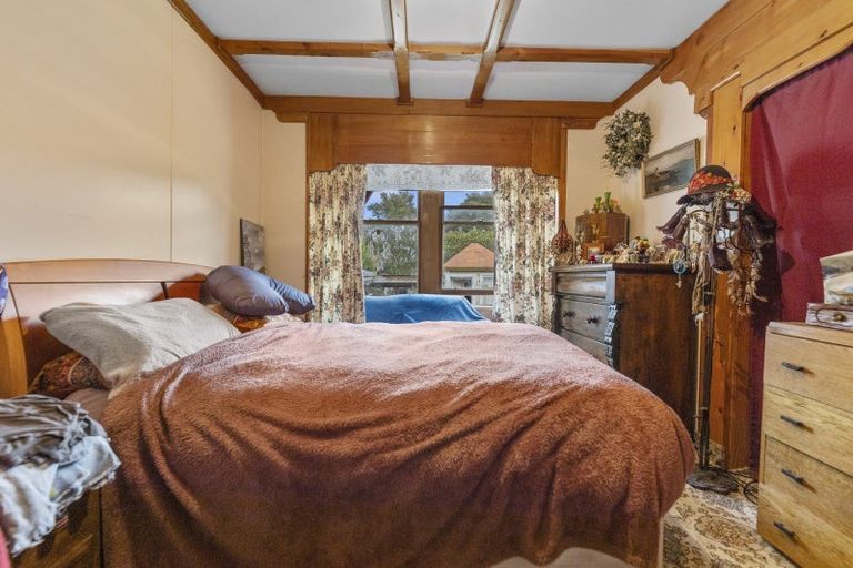 Photo of property in 19 Downes Road, Roseneath, Port Chalmers, 9023