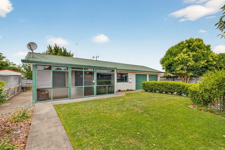 Photo of property in 804 Lyell Street, Akina, Hastings, 4122