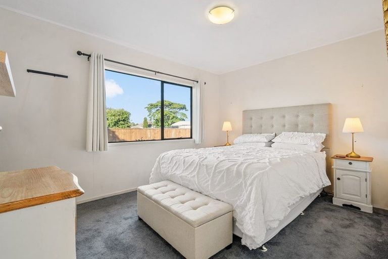 Photo of property in 14 Station Road, Takanini, 2112