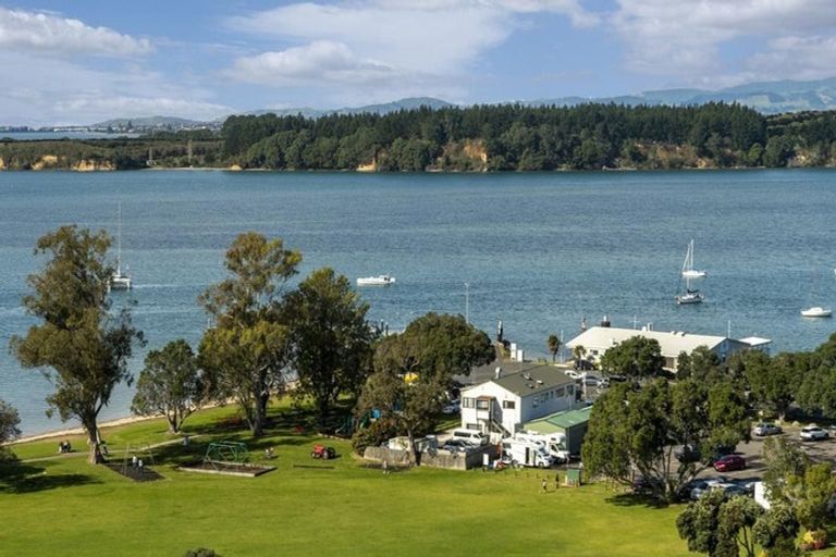 Photo of property in 87 Harbour View Road, Omokoroa, 3114