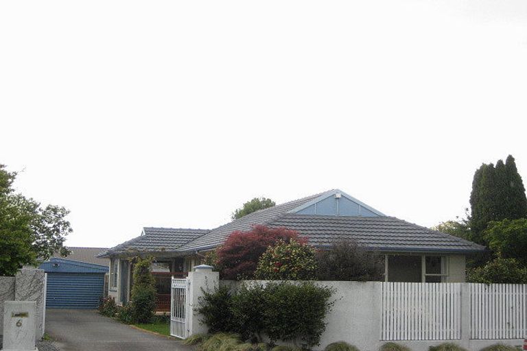 Photo of property in 6 Grimseys Road, Redwood, Christchurch, 8051
