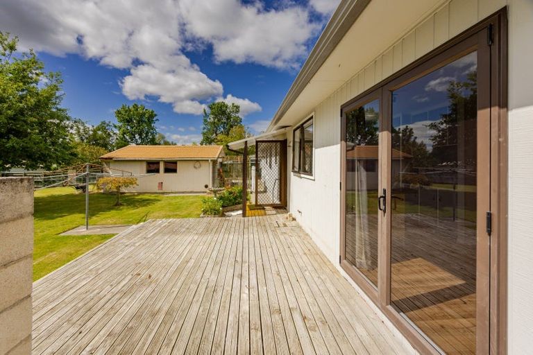 Photo of property in 9 Willow Grove, Waipukurau, 4200