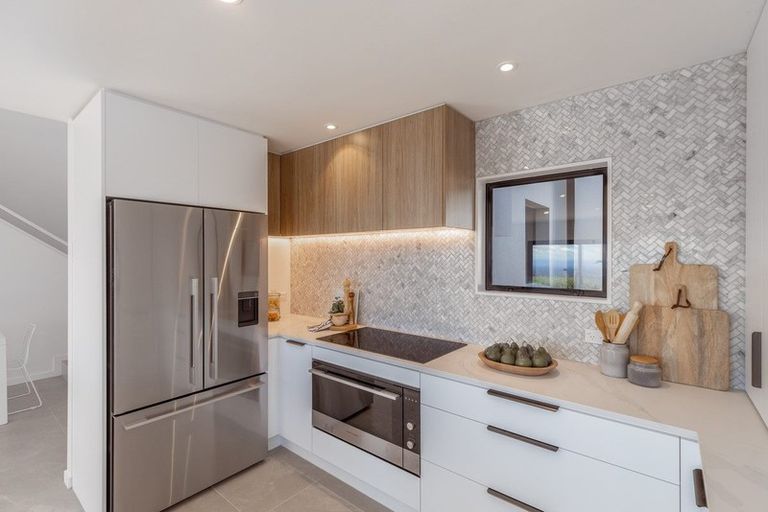 Photo of property in 280 Major Hornbrook Road, Mount Pleasant, Christchurch, 8081