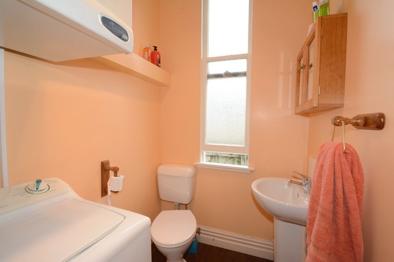 Photo of property in 9 Queens Drive, Saint Kilda, Dunedin, 9012