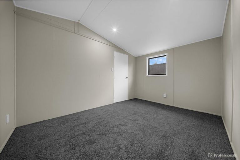 Photo of property in 11 Awatere Street, Clover Park, Auckland, 2023