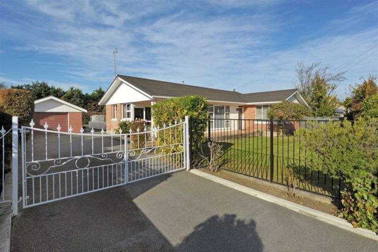 Photo of property in 24 Bassett Street, Burwood, Christchurch, 8083