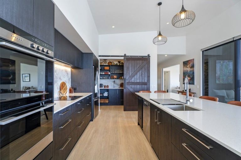 Photo of property in 11 Awatea Drive, Whitianga, 3510