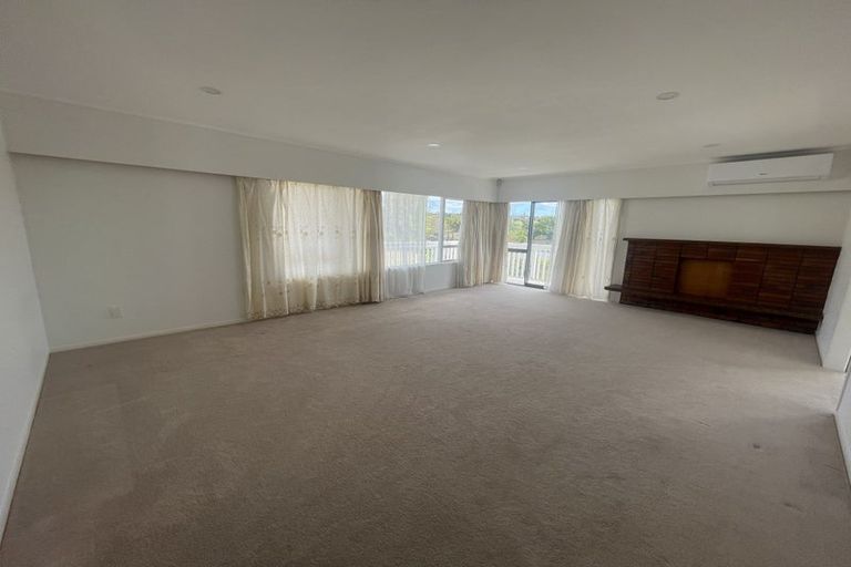 Photo of property in 27 Eban Avenue, Hillcrest, Auckland, 0627
