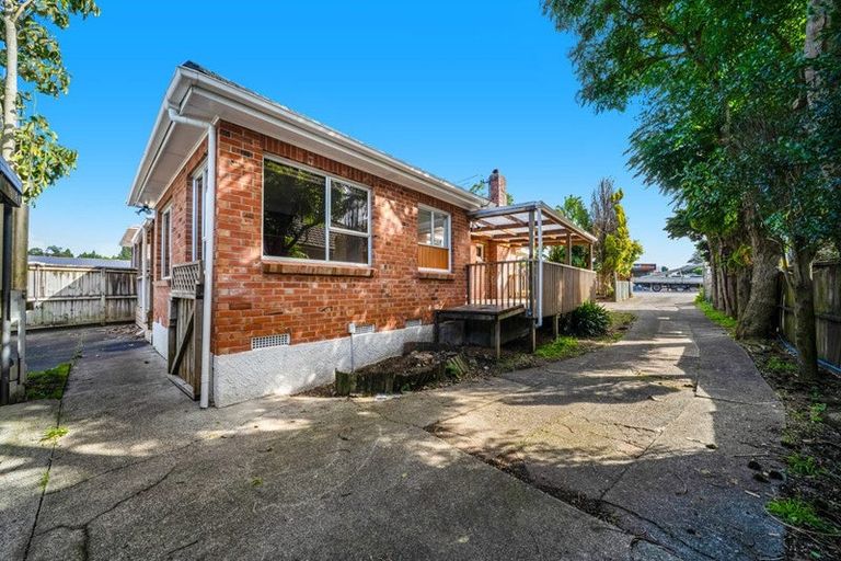 Photo of property in 1/324 Great South Road, Opaheke, Papakura, 2113