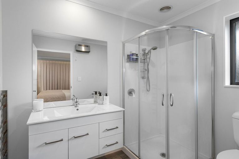 Photo of property in 30 Katrine Drive, Marshland, Christchurch, 8083