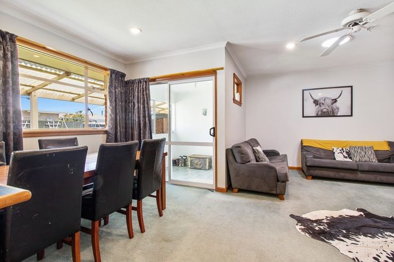 Photo of property in 72 Shearman Street, Waimate, 7924