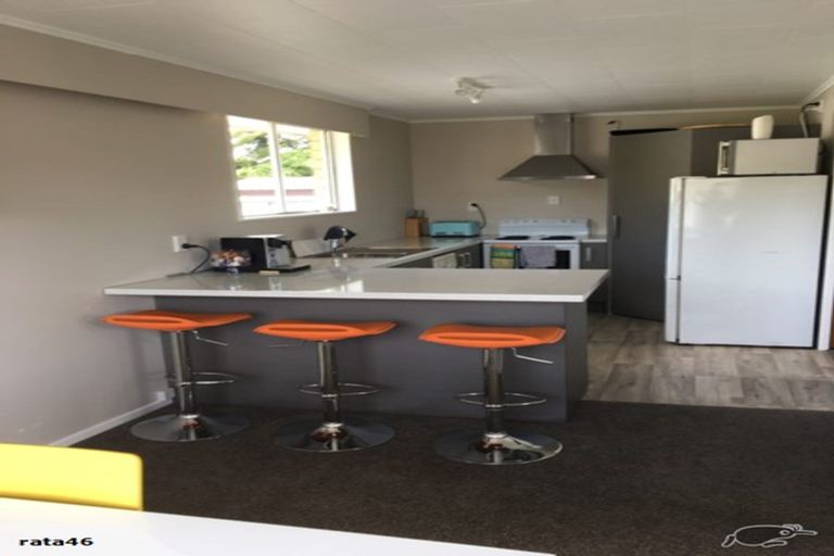 Photo of property in 1090b High Street, Taita, Lower Hutt, 5011