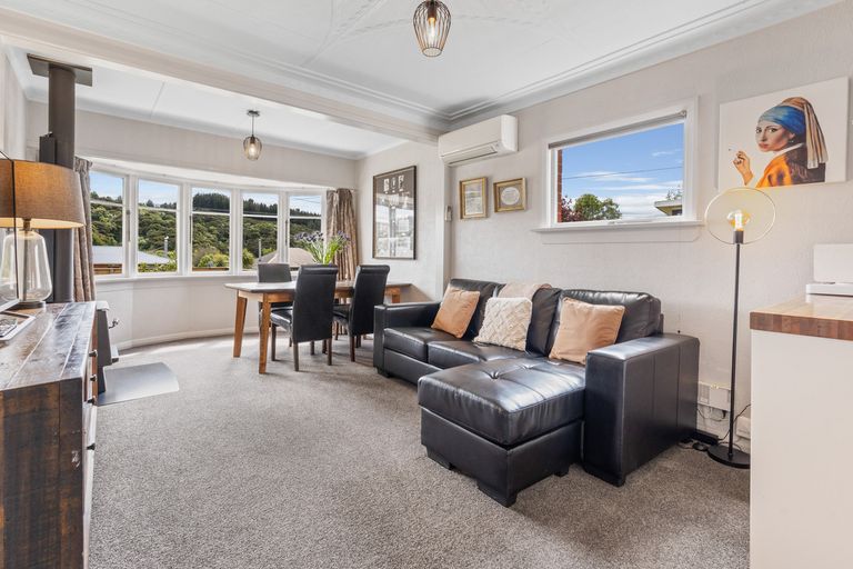 Photo of property in 44 Martin Road, Fairfield, Dunedin, 9018