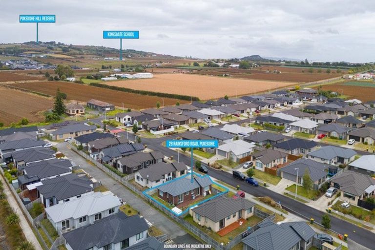 Photo of property in 28 Rainsford Road, Pukekohe, 2120