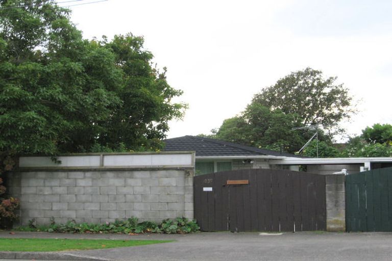 Photo of property in 357 Te Moana Road, Waikanae, 5036