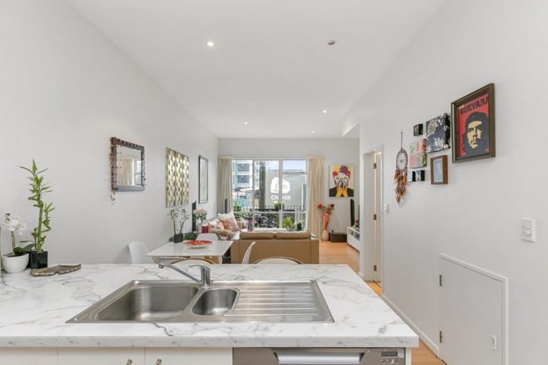 Photo of property in De Vere Apartments, 1/23 Tennyson Street, Te Aro, Wellington, 6011