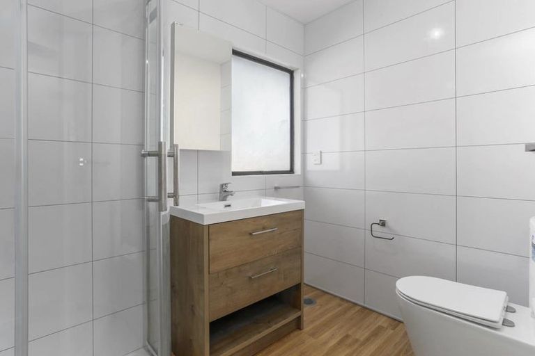 Photo of property in 6 Pureora Place, Clendon Park, Auckland, 2103