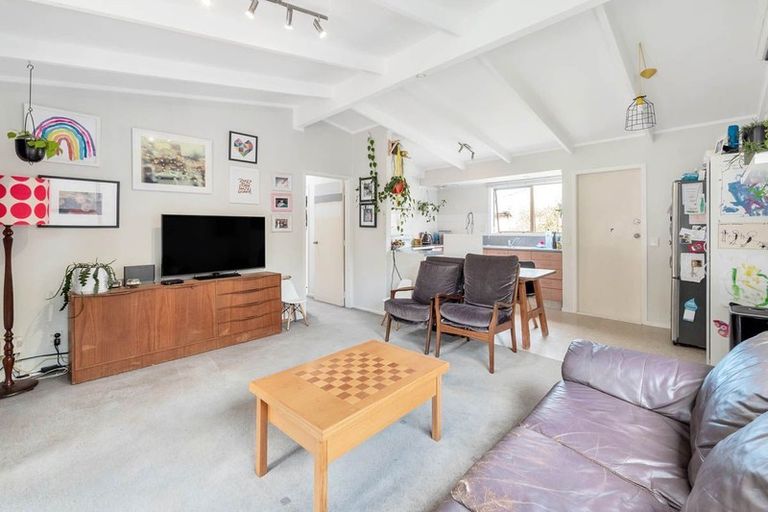 Photo of property in 1/9 Wilson Road, Glen Eden, Auckland, 0602