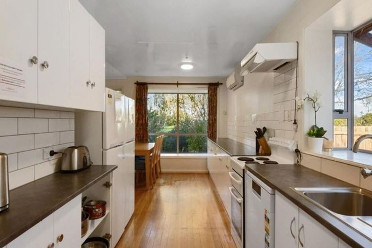 Photo of property in 31 Balrudry Street, Avonhead, Christchurch, 8042