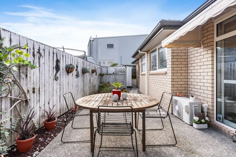 Photo of property in 56a Florence Avenue, Orewa, 0931