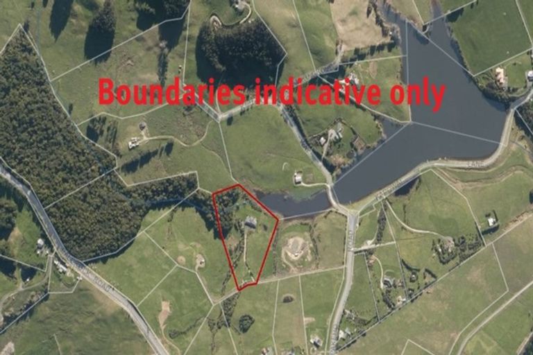 Photo of property in 19a Pakeho Road, Kaiwaka, 0573