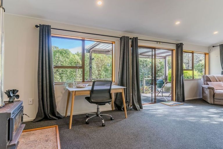 Photo of property in 86 Beach Road, Long Beach, Port Chalmers, 9081